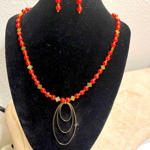 True stones necklace